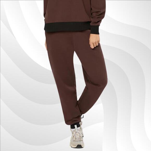 2/$50 WeWoreWhat Brown Black Colorblock Slim Leg Joggers Size M | Trendy & Comfy - Picture 1 of 8